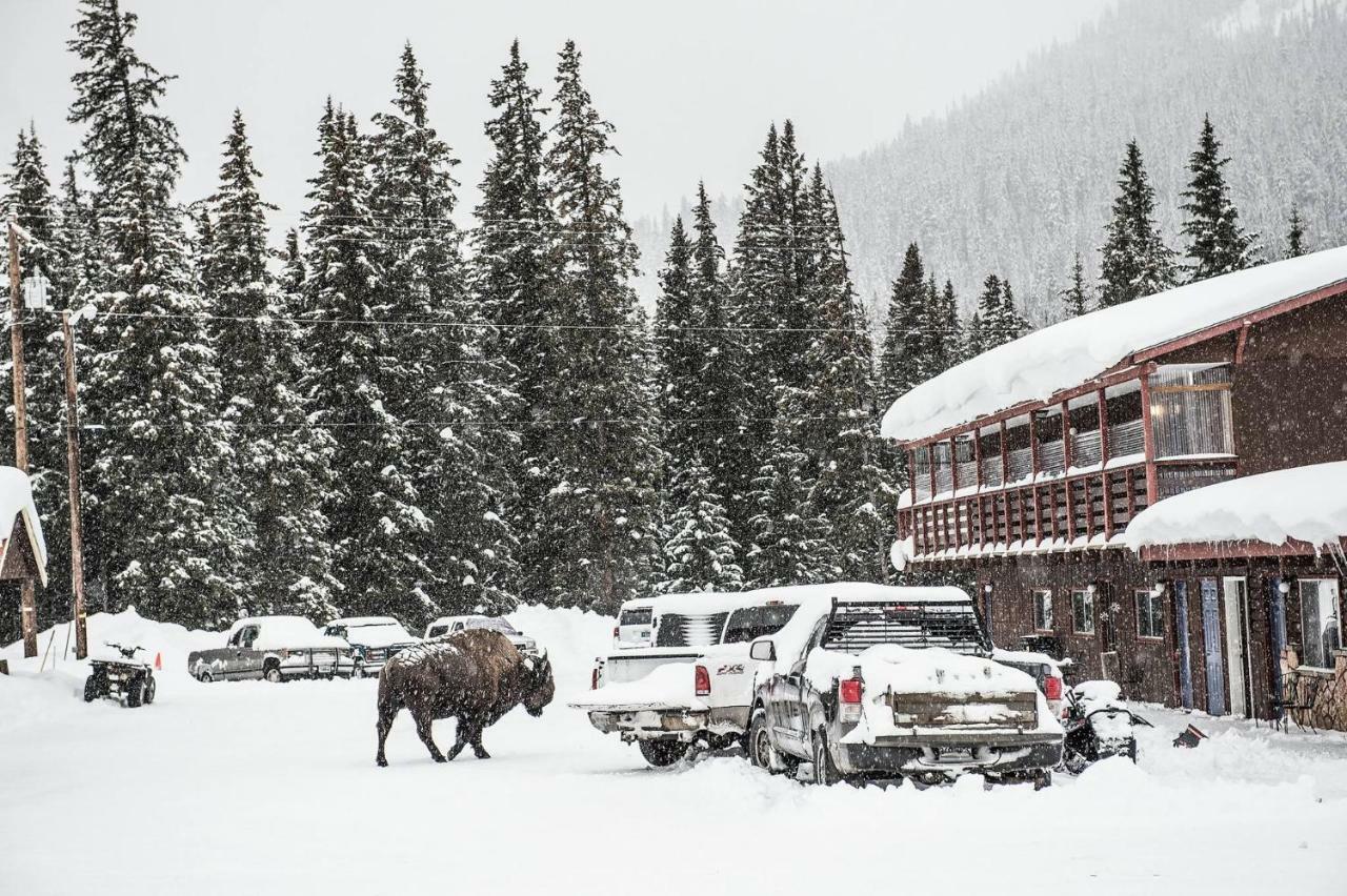 High Country Motel And Cabins Cooke City Exteriér fotografie