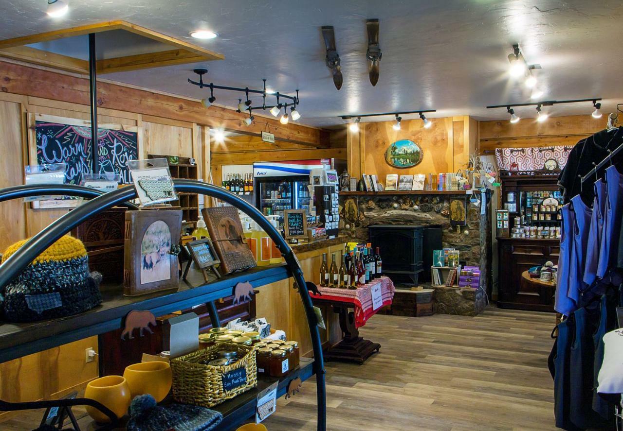 High Country Motel And Cabins Cooke City Exteriér fotografie