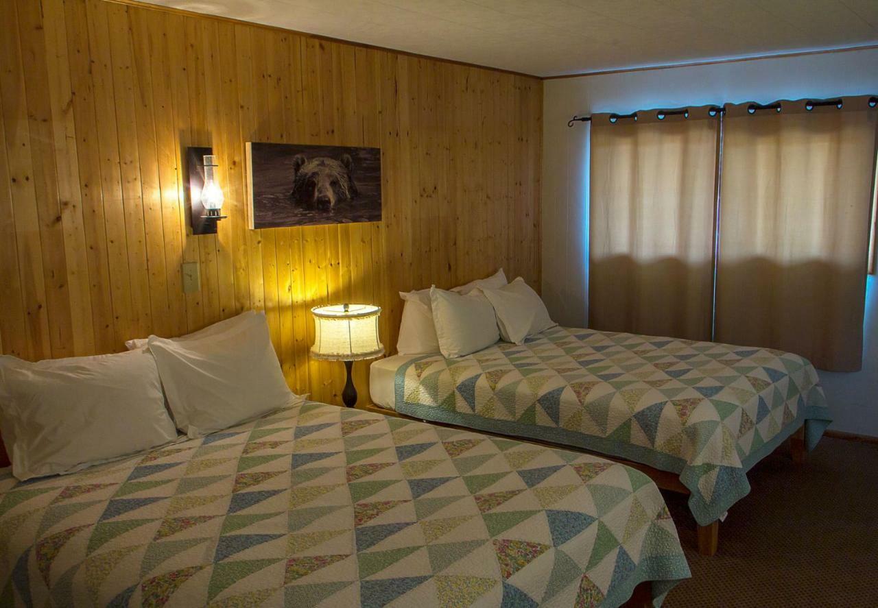 High Country Motel And Cabins Cooke City Exteriér fotografie