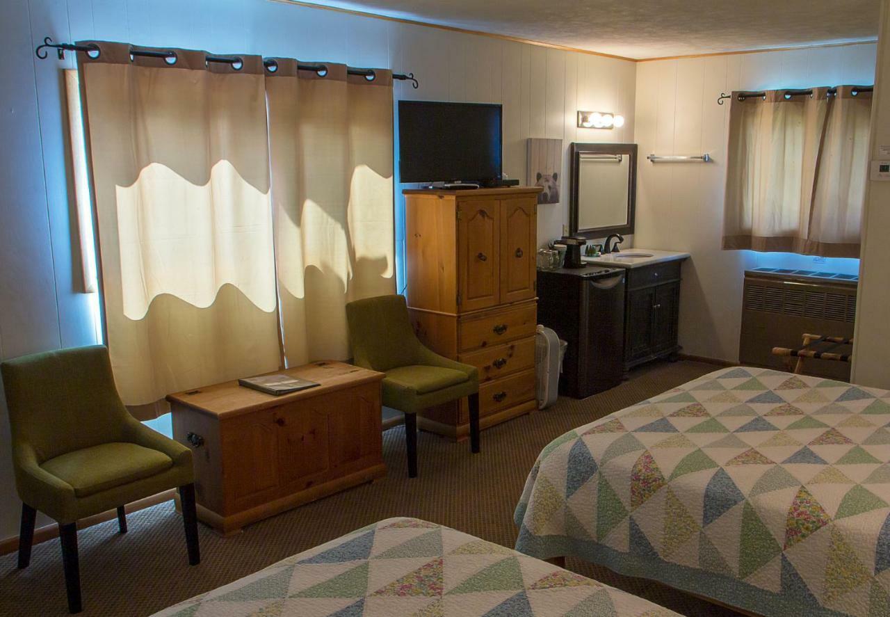 High Country Motel And Cabins Cooke City Exteriér fotografie