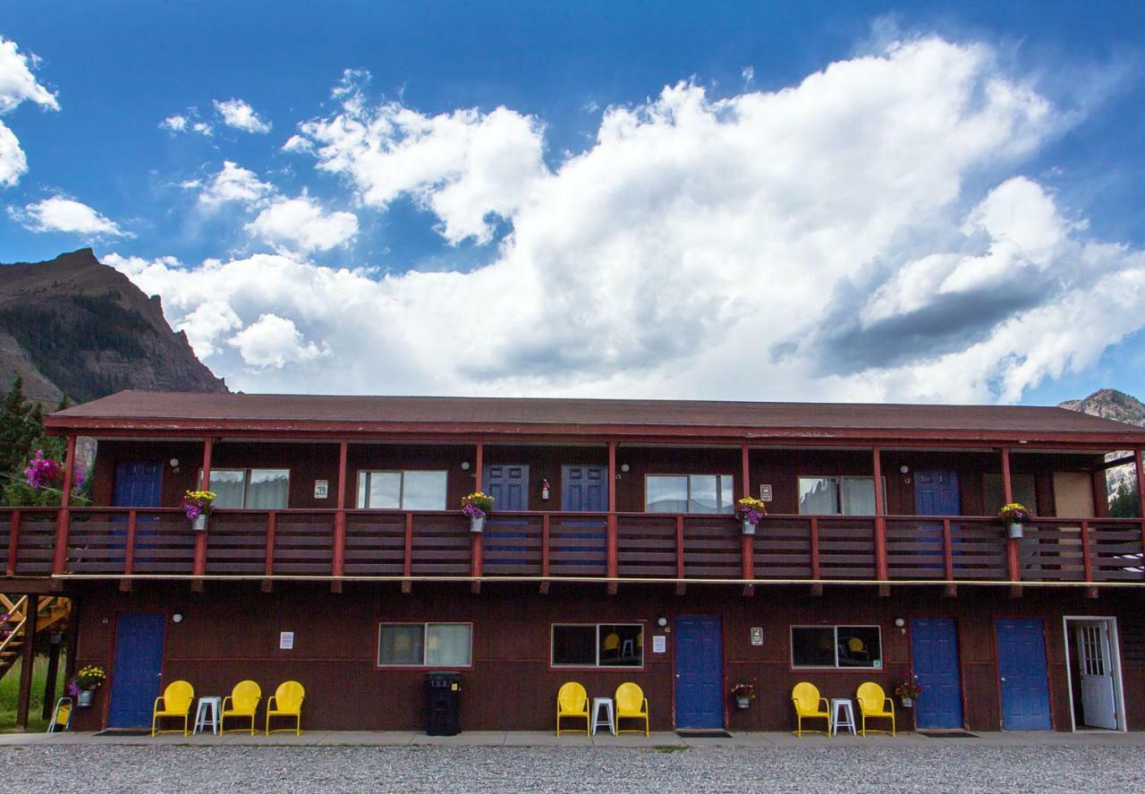 High Country Motel And Cabins Cooke City Exteriér fotografie