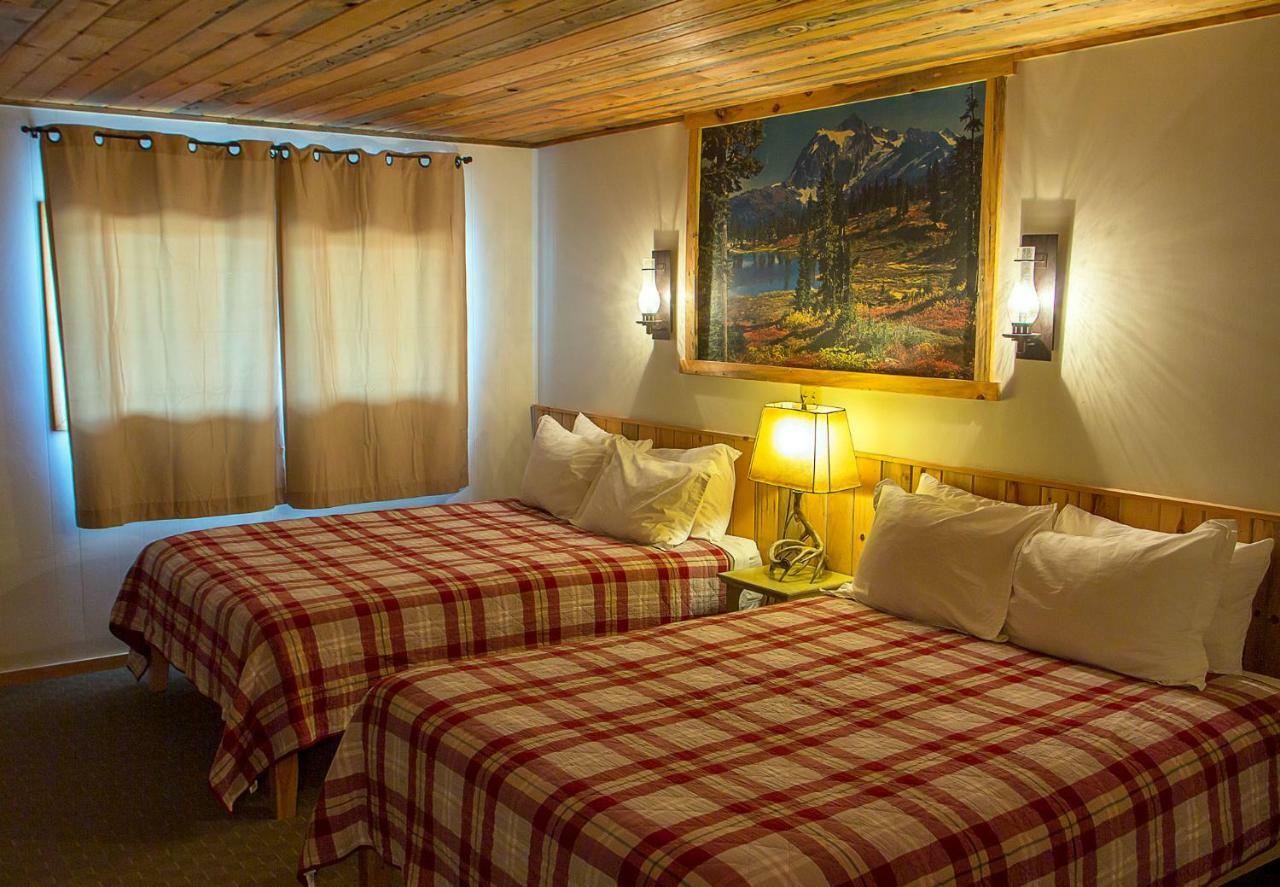 High Country Motel And Cabins Cooke City Exteriér fotografie